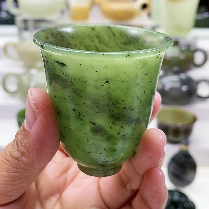 未镶嵌和田玉挂件茶杯60m l