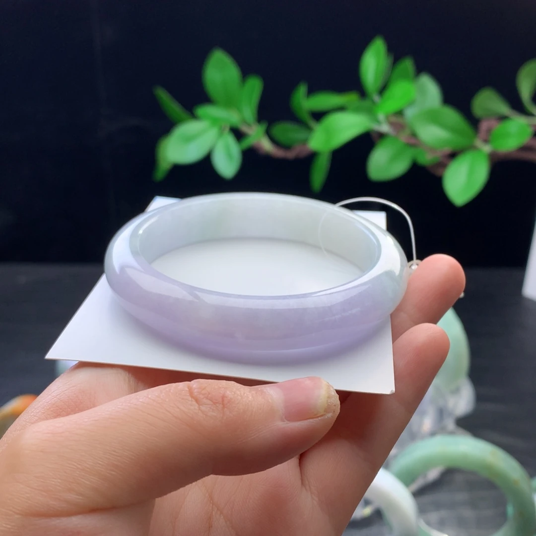 定制翡翠未镶嵌手镯