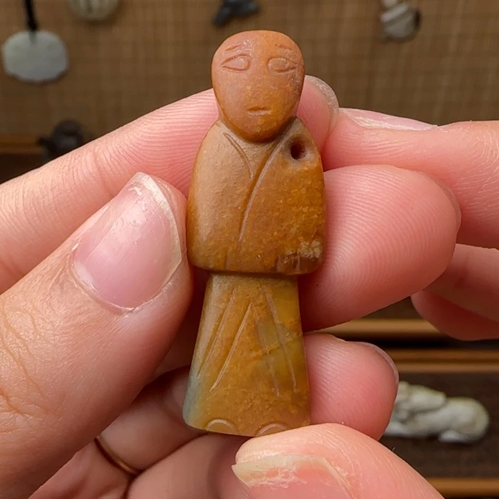 韩***总和田玉未镶嵌颈饰