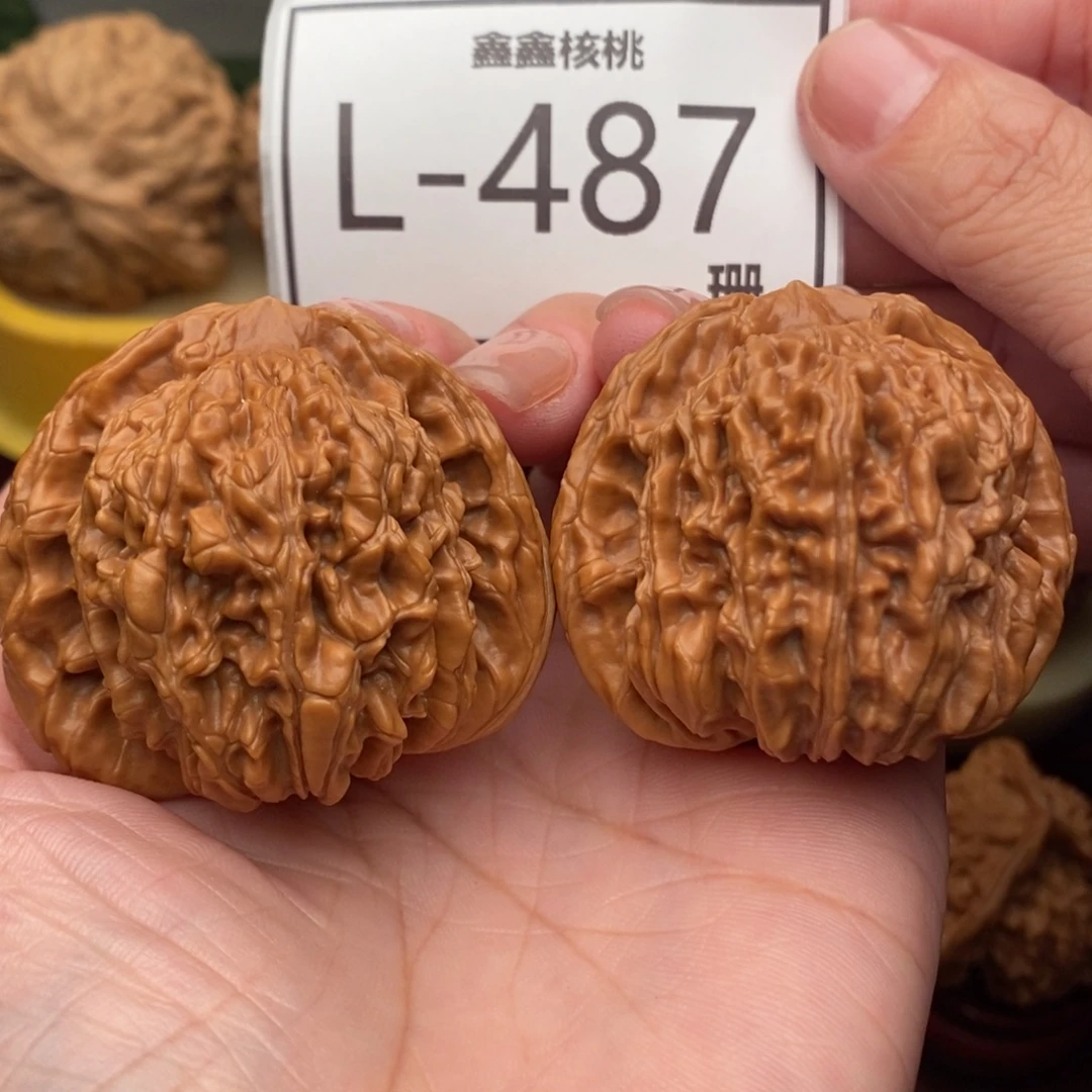 卡***鼻把件文玩核桃汗高楼46….