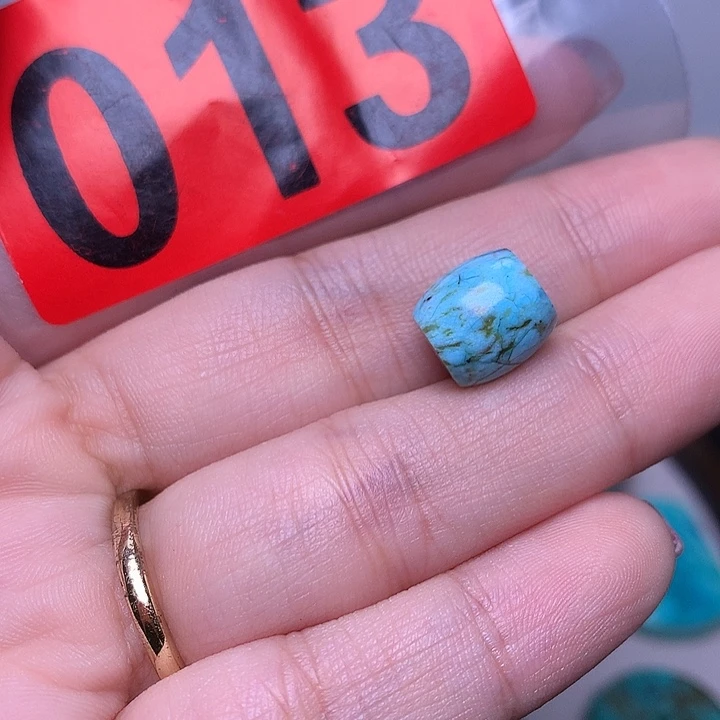 湖北十堰原矿特色散珠