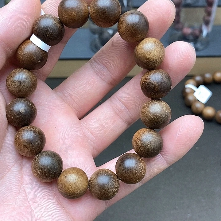 沉香沉香碎屑越南富森红土10