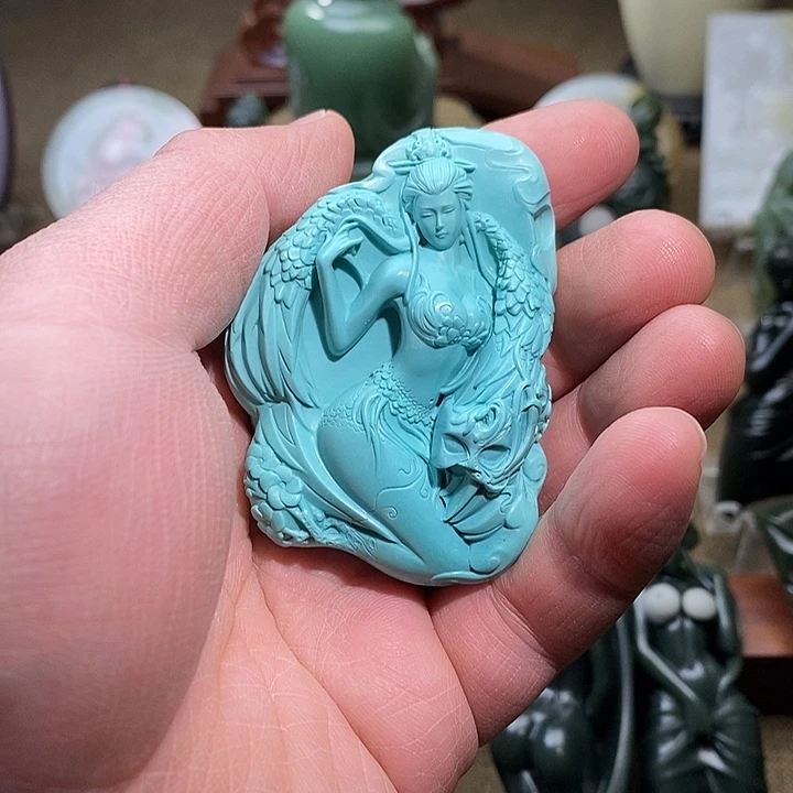 我***乐绿松石未镶嵌把件