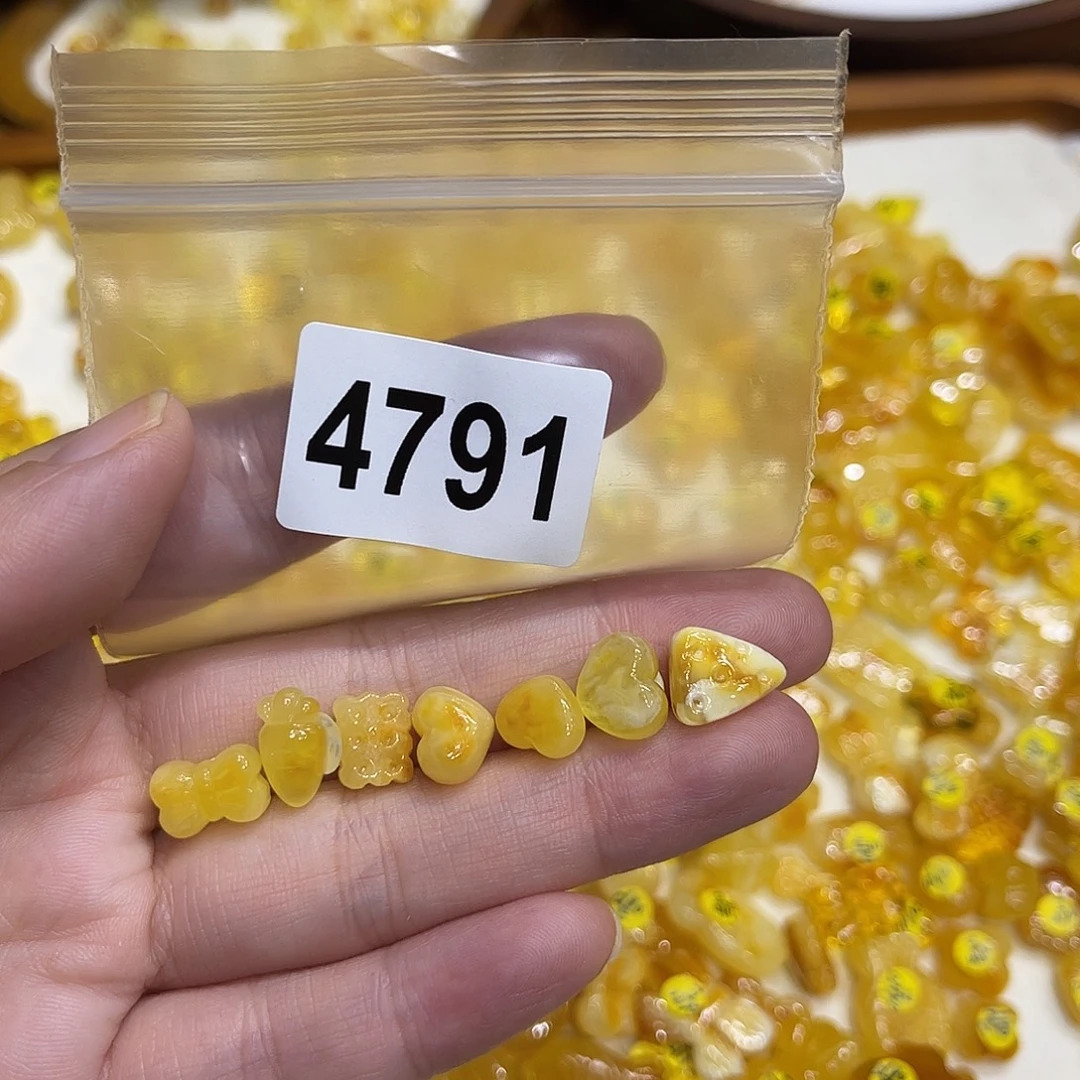 琥珀未镶嵌珠宝奇石