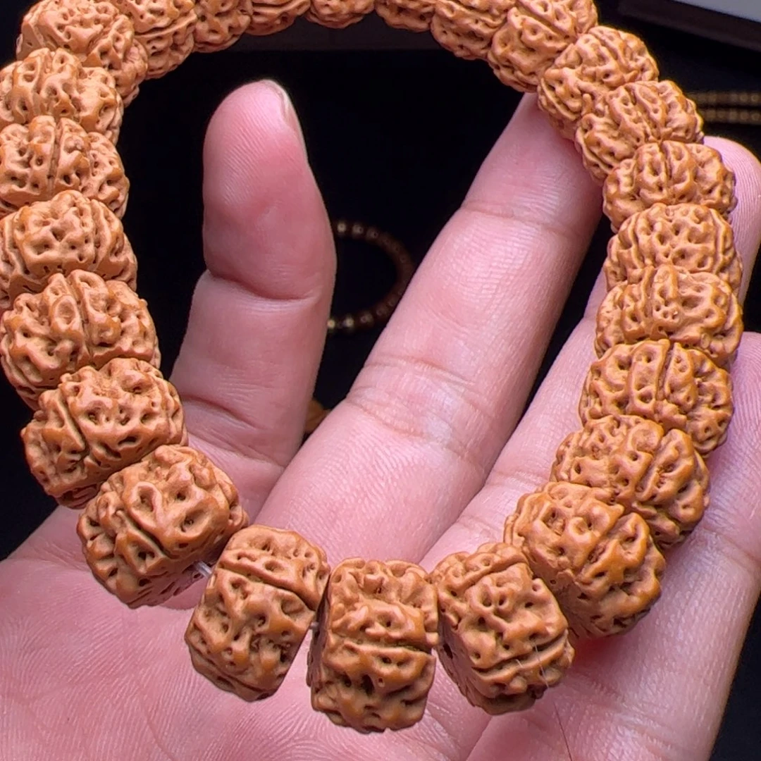 猴头核桃吊坠考虑