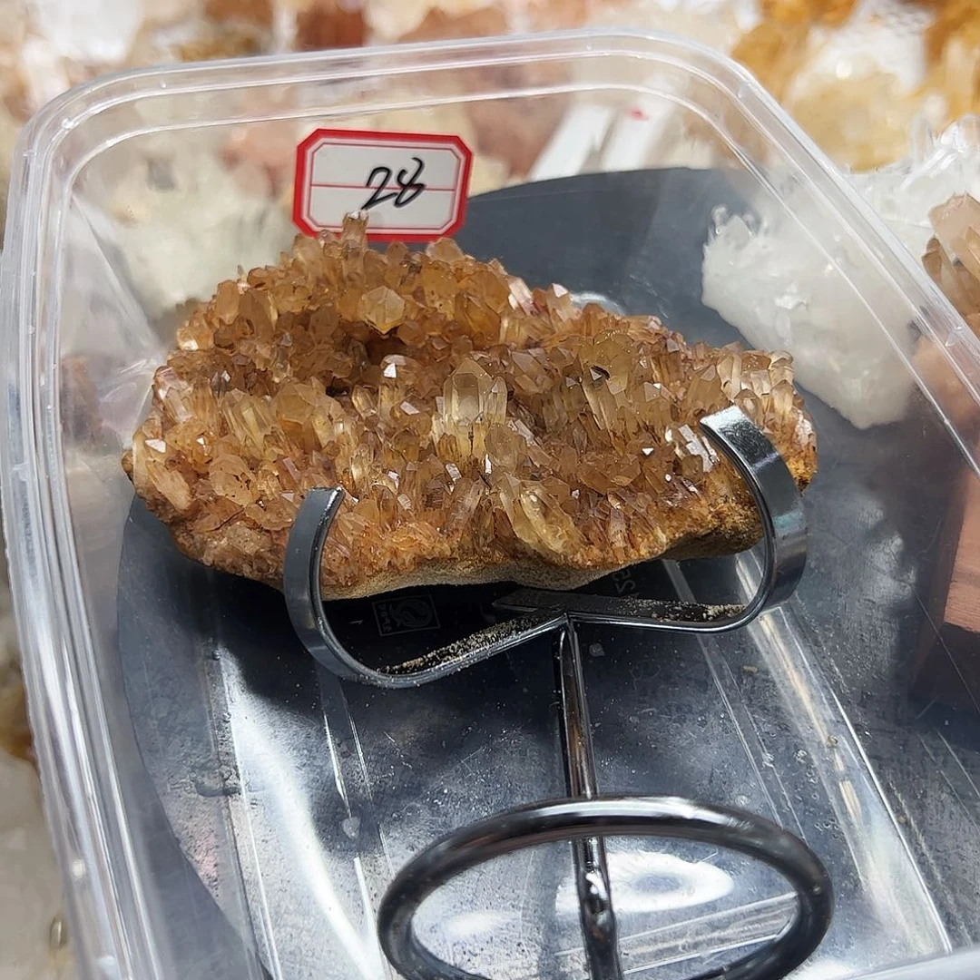 p***e水晶珠宝半成品未镶嵌
