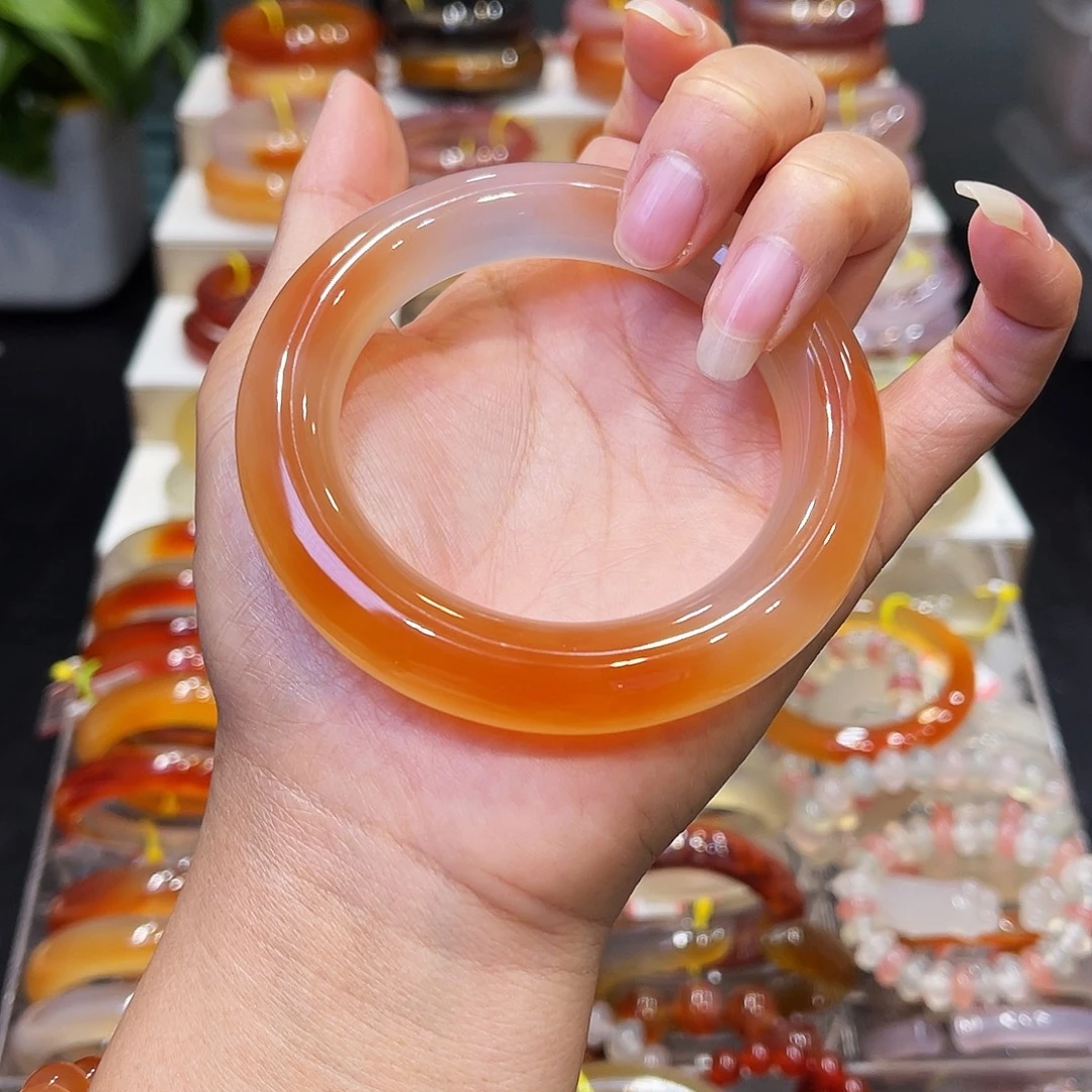 玛瑙/玉髓未镶嵌手镯
