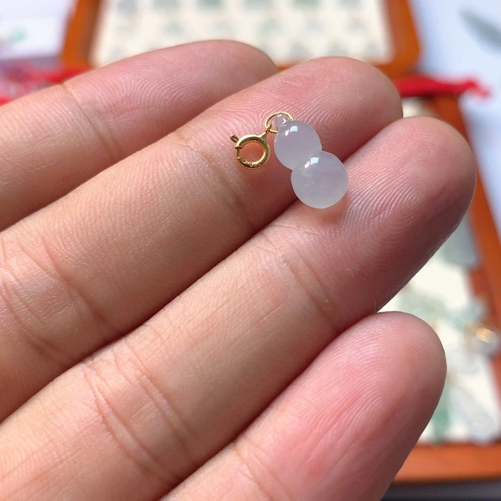【闪购商品】翡翠18K金镶嵌吊坠(不含链)葫芦