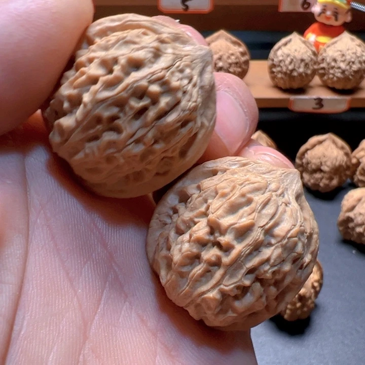 文玩核桃吊坠野帽