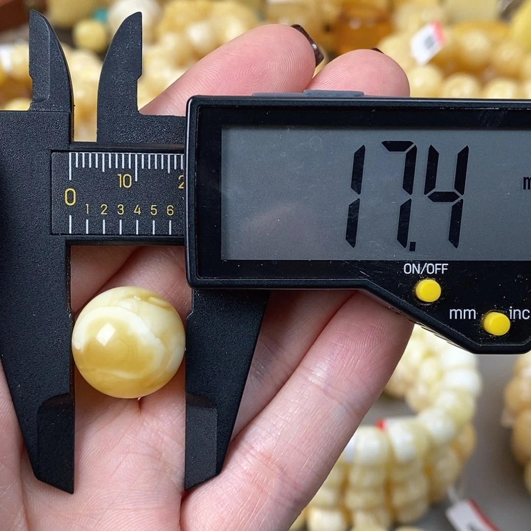 蜜蜡未镶嵌珠宝奇石3g