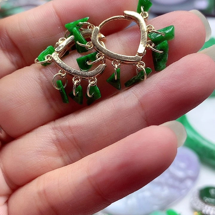 颈饰未镶嵌翡翠翡翠