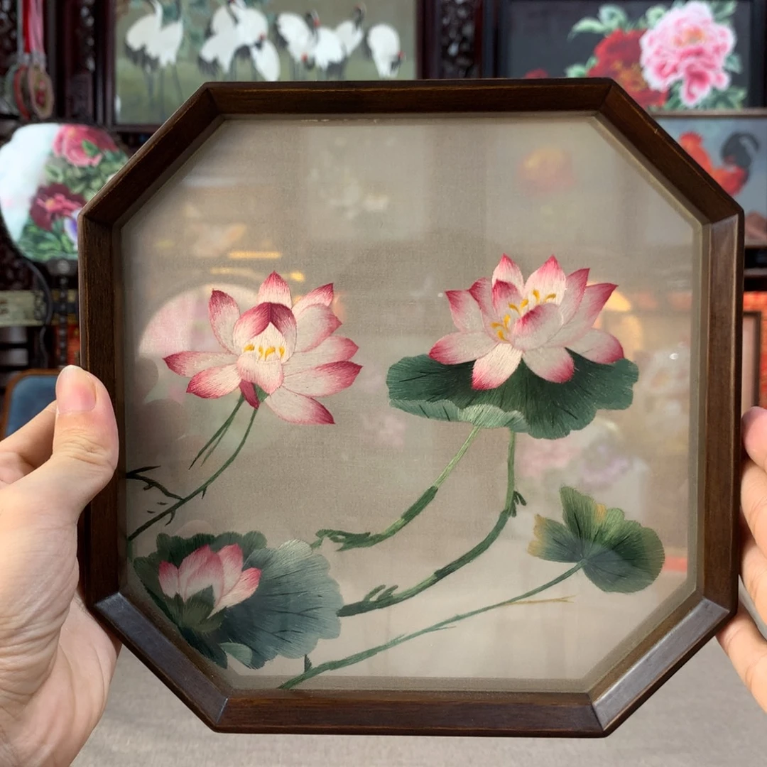 木精品苏绣实木摆件