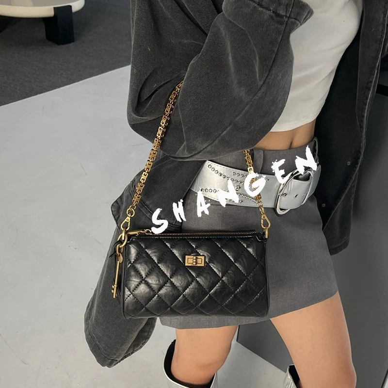 【尚恩CC】ZT-D7068-手抓牛皮黑-22*5*14轻奢简约新款单肩斜跨女包