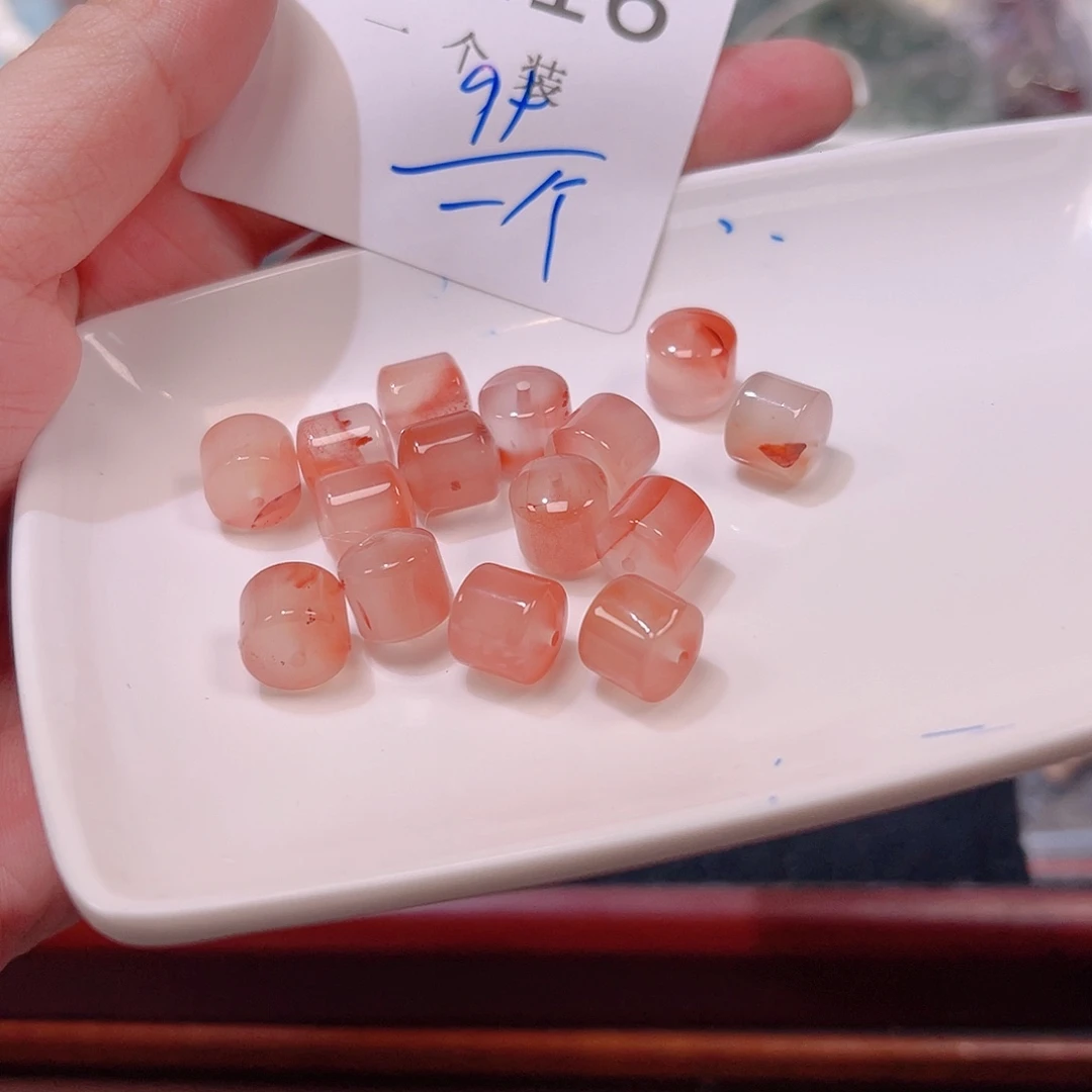 未镶嵌珠宝半成品水晶116 。
