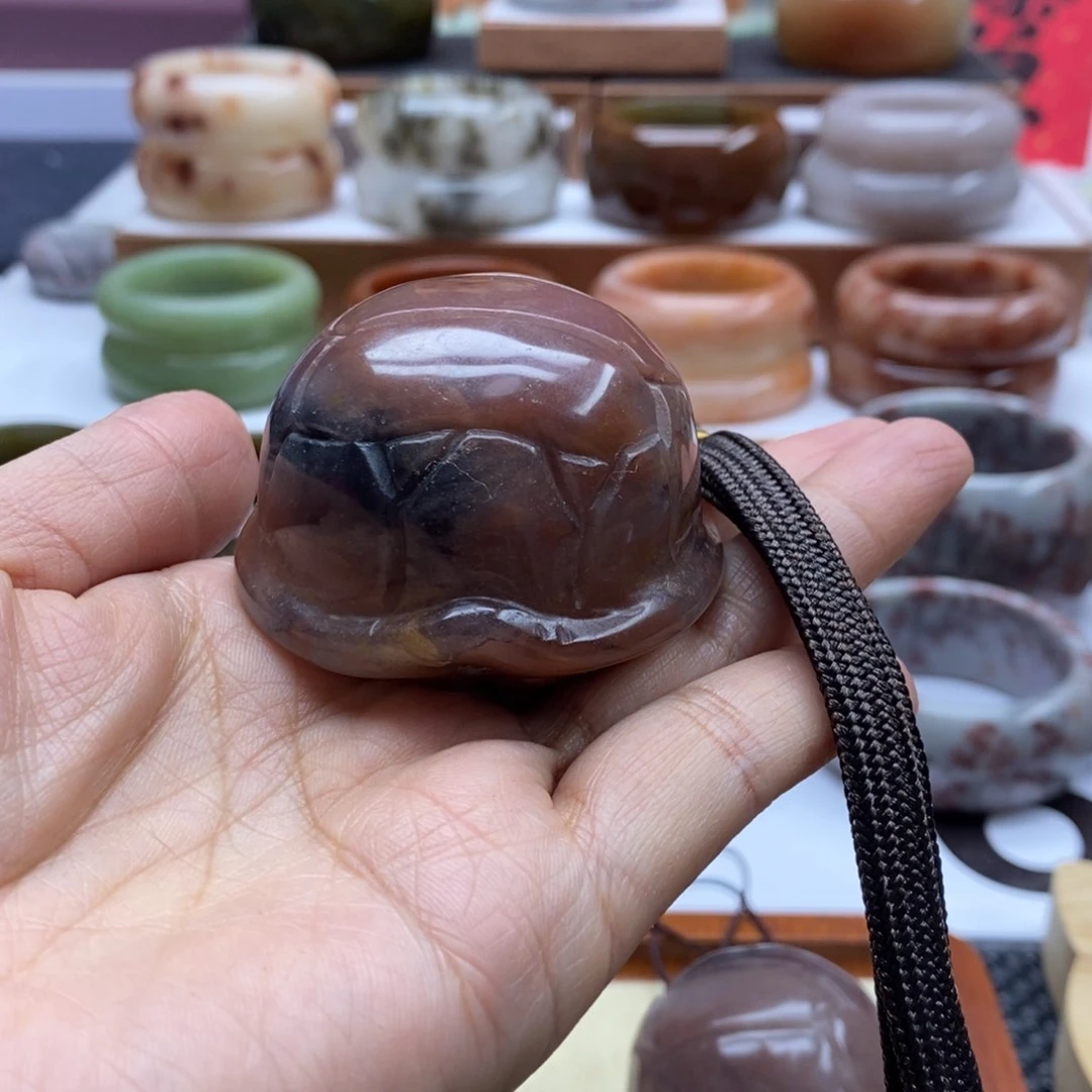 石英质玉未镶嵌手镯柔**水