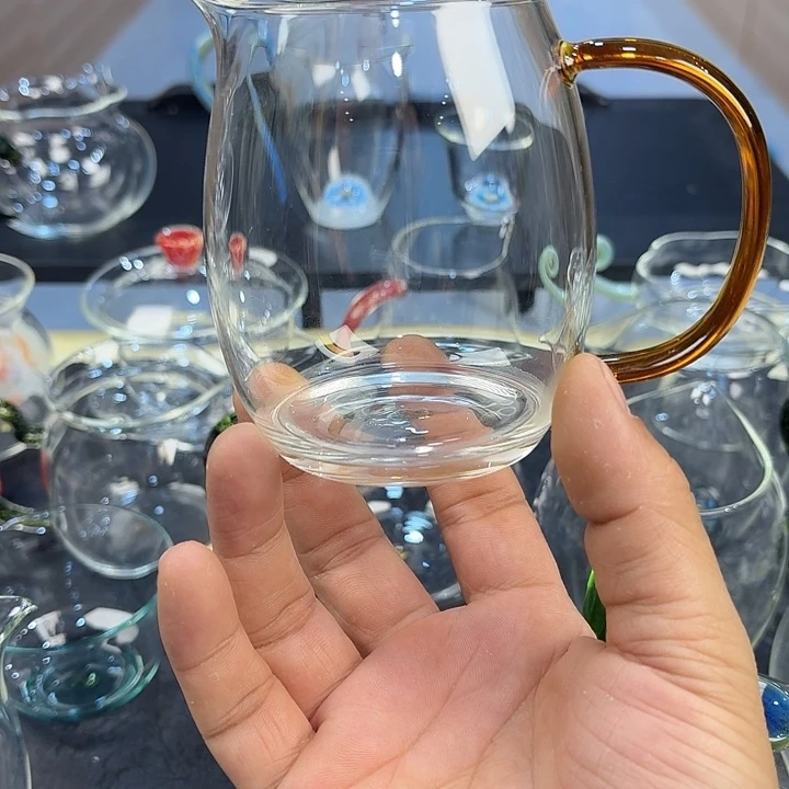 琥珀澄然金标简装320毫升