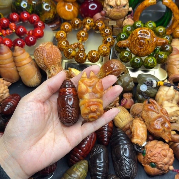 松木琥珀木文玩手串