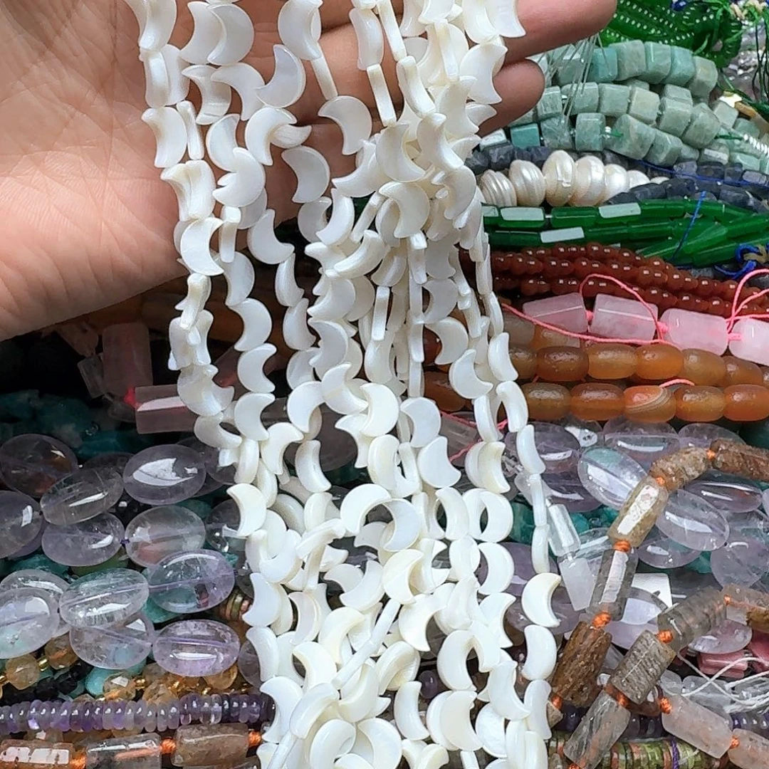玛瑙/玉髓合金珠宝半成品一条8x11mm白贝月亮