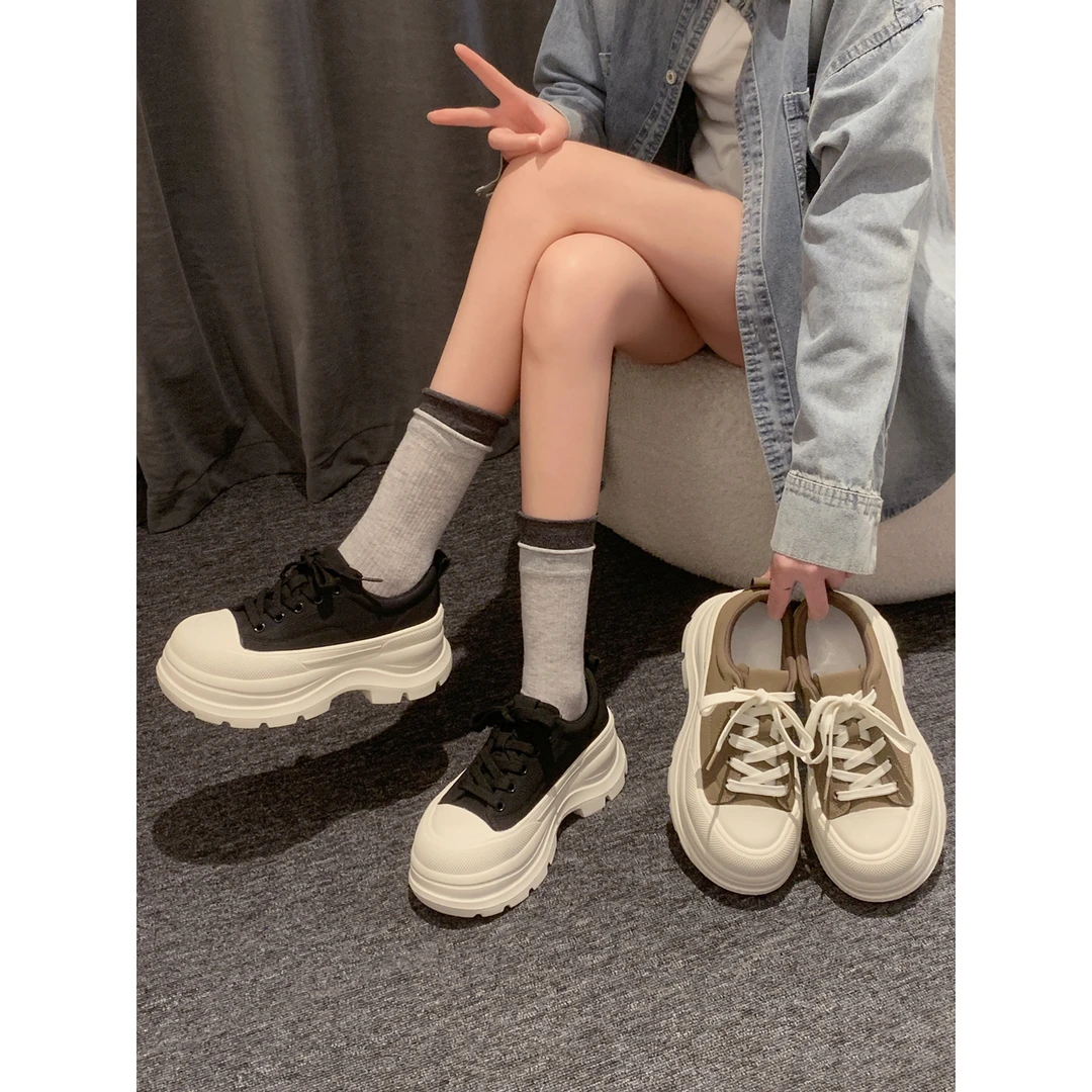 贾不假板鞋女款2025新款秋季时尚百搭轻便厚底增高小个子运动鞋子