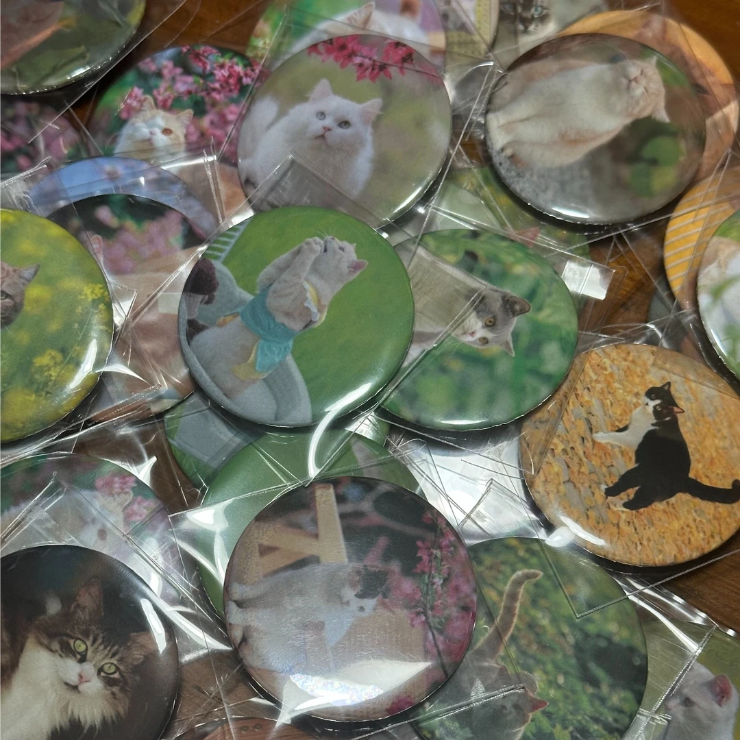 糗糗庄园猫猫吧唧盲盒58mm