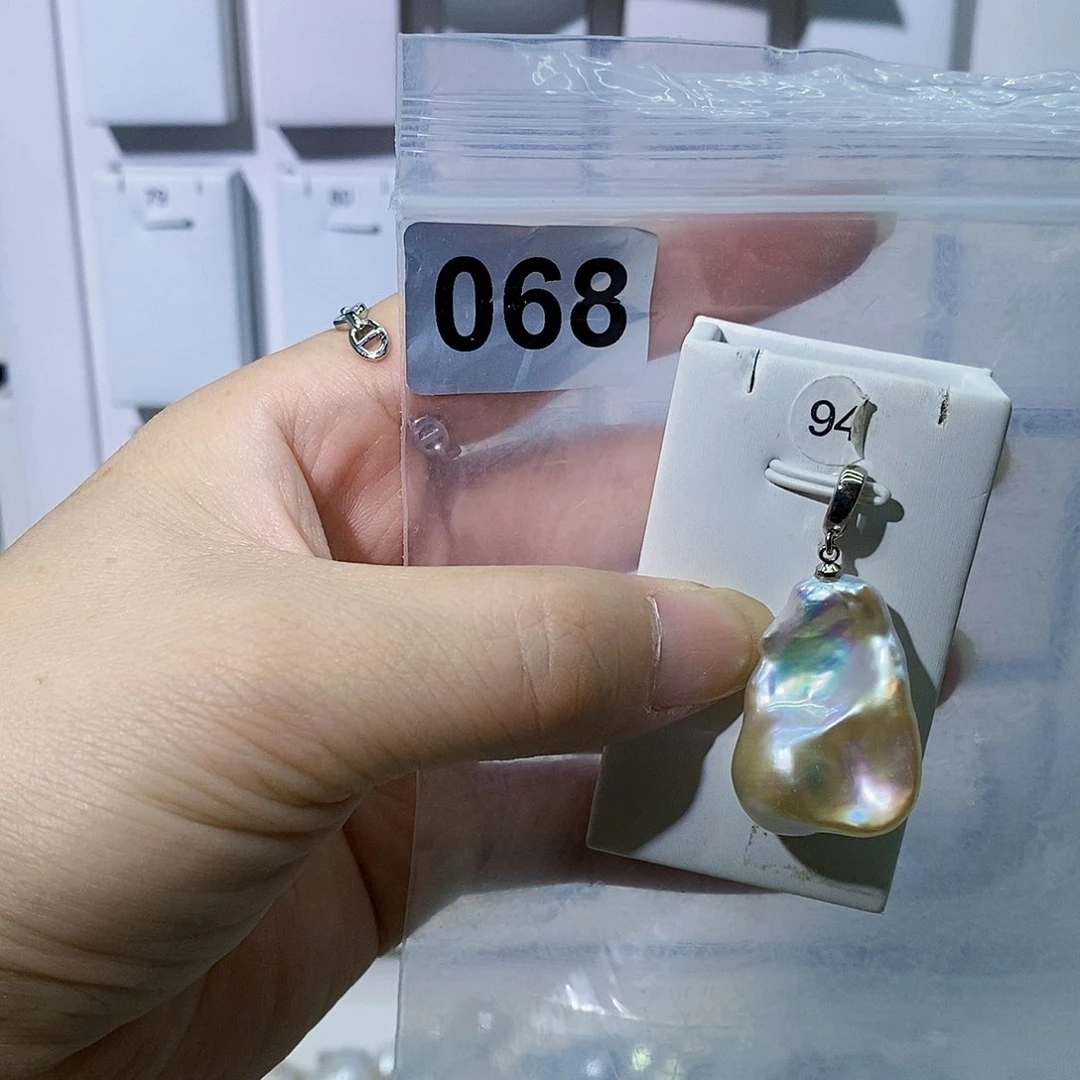淡水珍珠合金颈饰