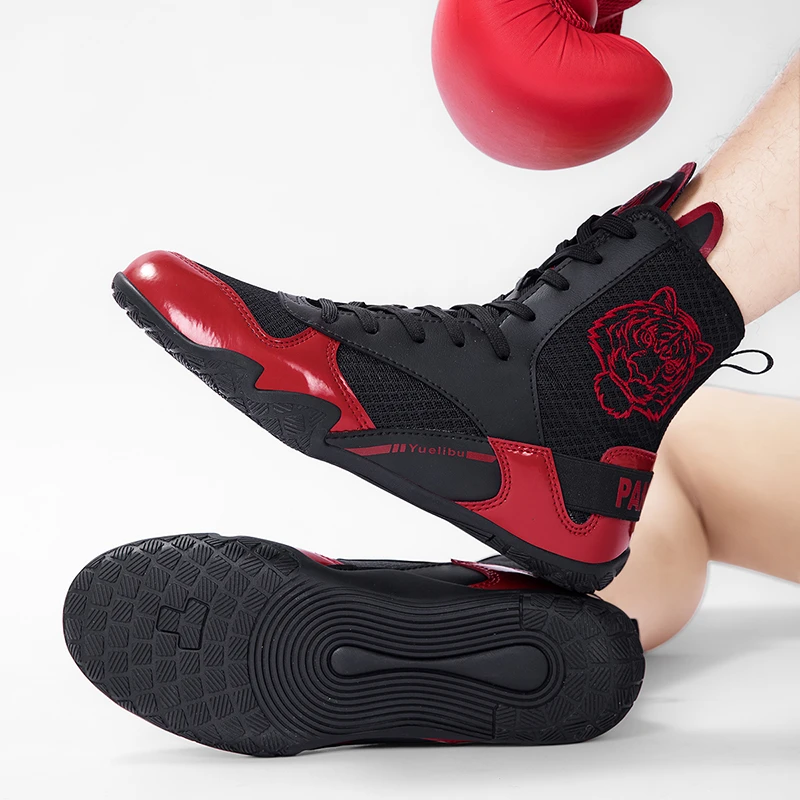 专业拳击鞋自由搏击摔跤训练鞋男女格斗比赛鞋高帮散打武术专用鞋