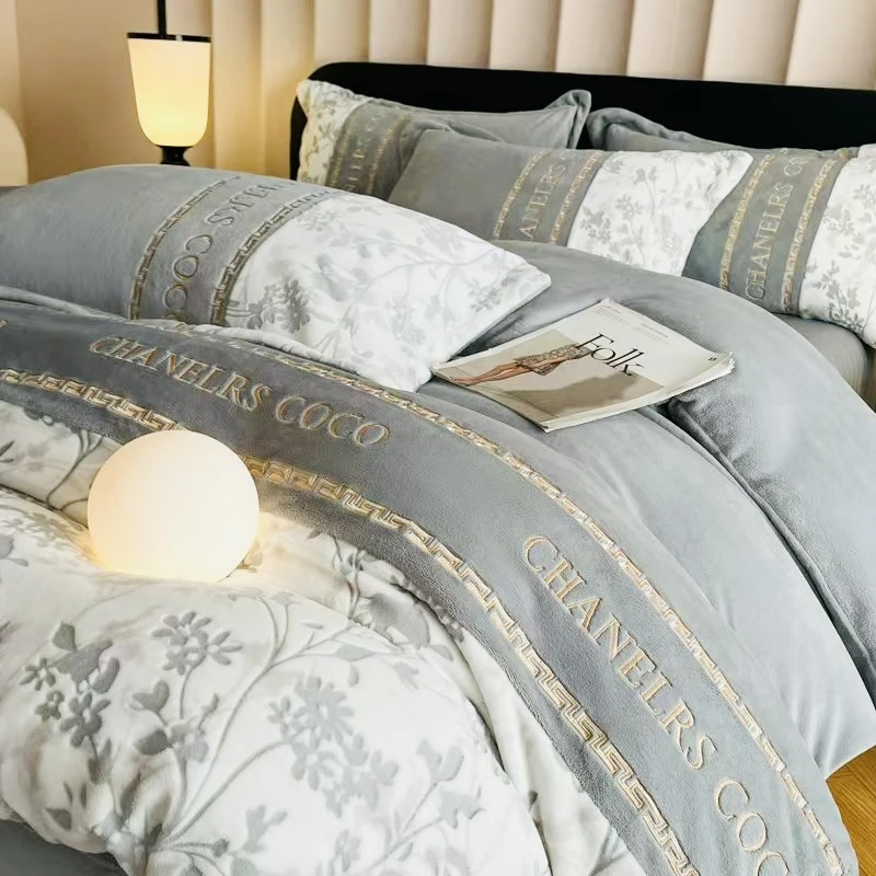 轻奢高级感加厚冬季牛奶绒四件套2025新款珊瑚毛绒被套法兰绒床单