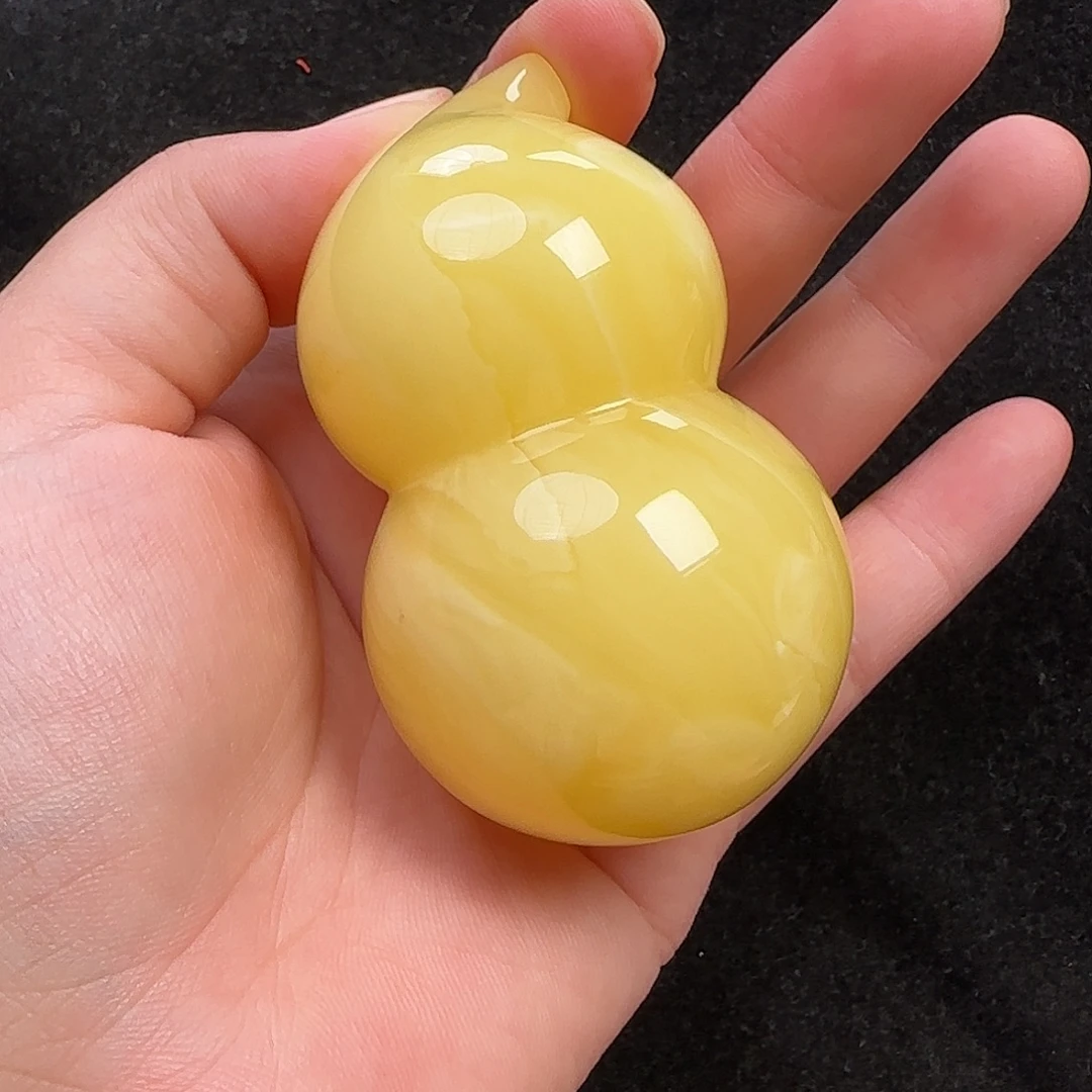 蜜蜡未镶嵌珠宝奇石