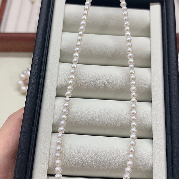 淡水珍珠颈饰银S925镶嵌3～4正圆无暇小米珠