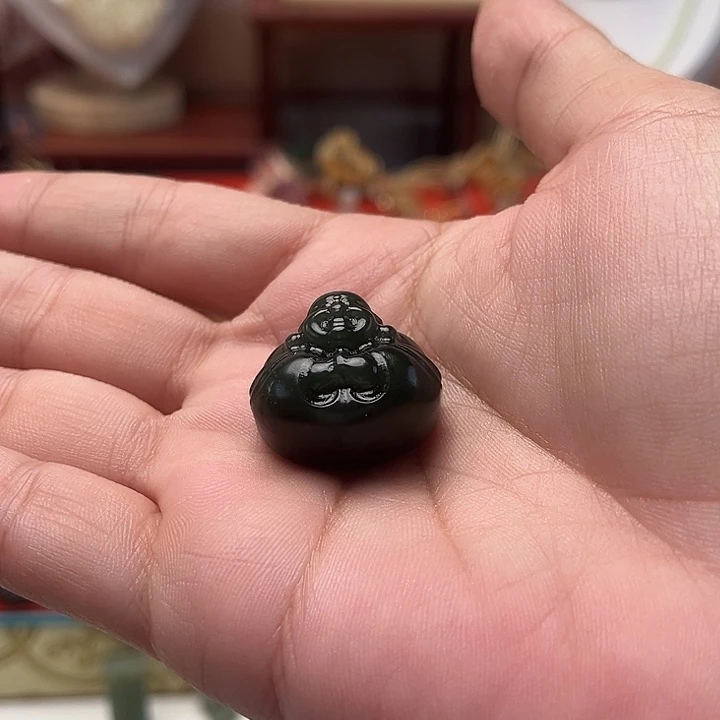 颈饰未镶嵌和田玉抱抱佛