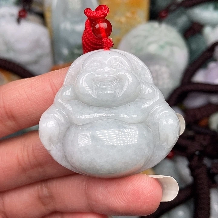 颈饰未镶嵌翡翠娜翡翠