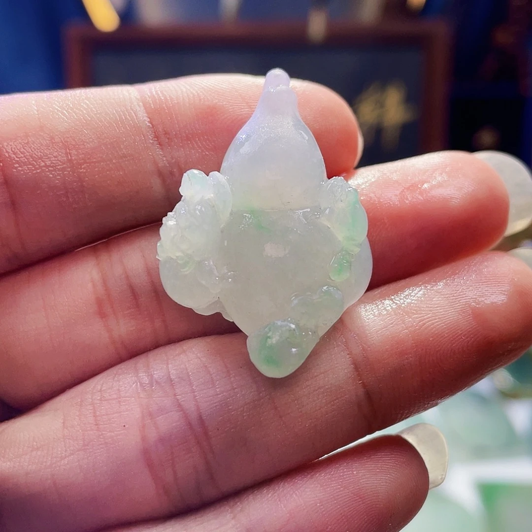 定制翡翠未镶嵌天然缅甸A货翡翠葫芦