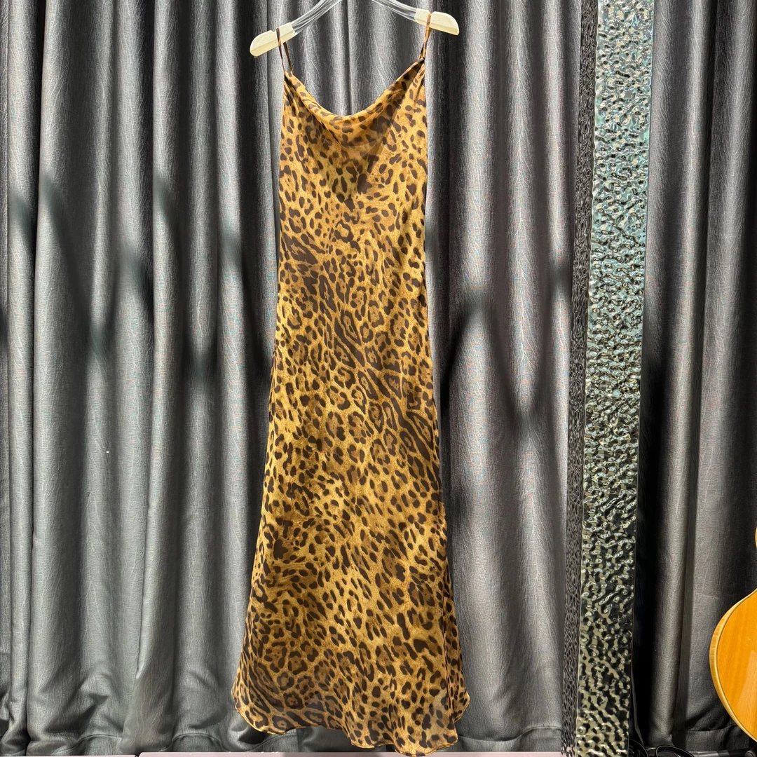 【哈哥精选】吊带荡领豹纹连衣裙百搭设计师春夏新款