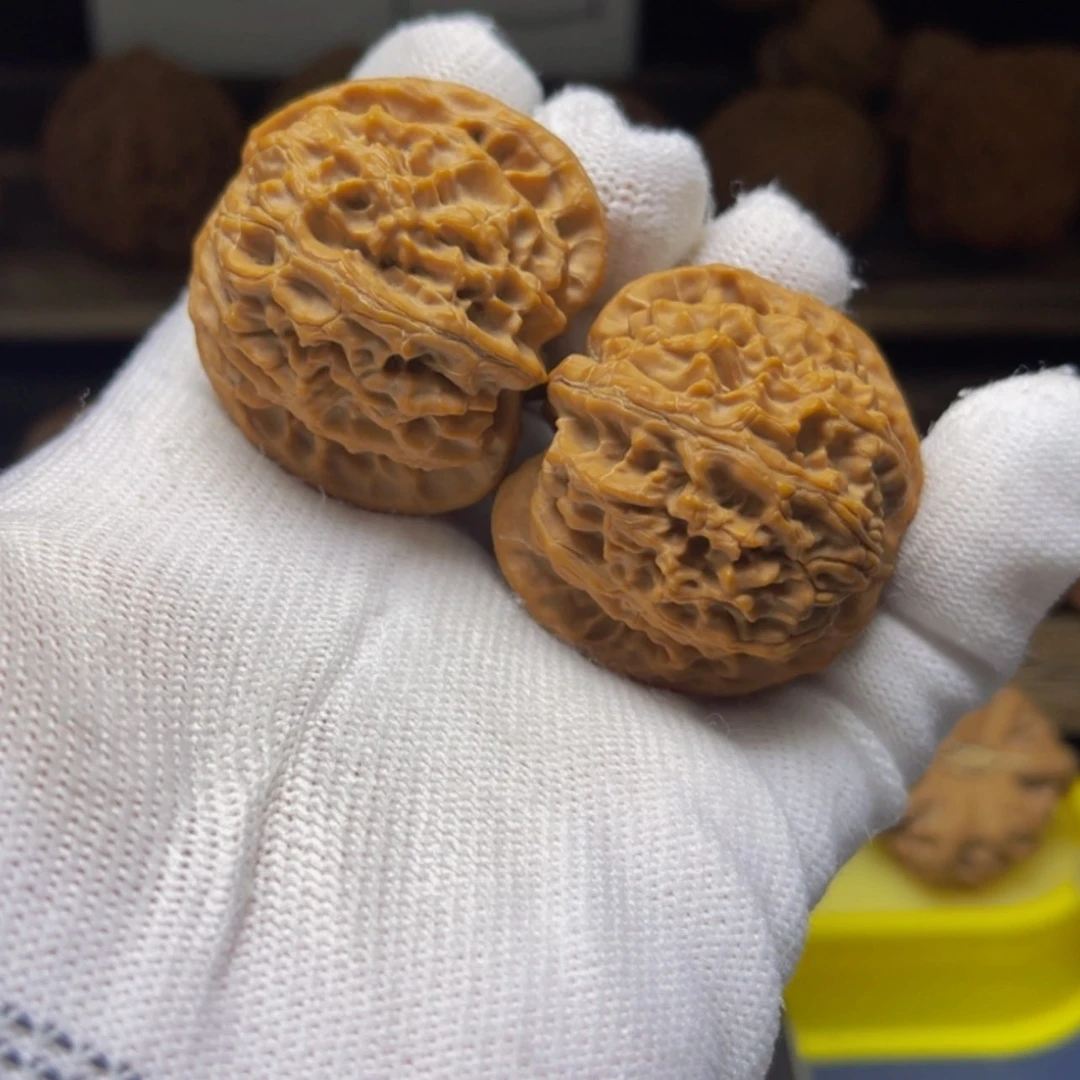 【闪购商品】核桃把件39尺寸苹果园