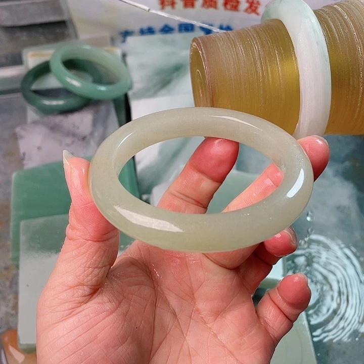 定制石英质玉（天山翠）