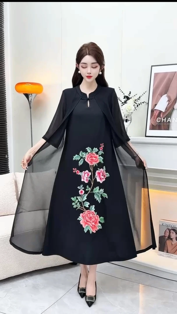 中国风刺绣裙子长款