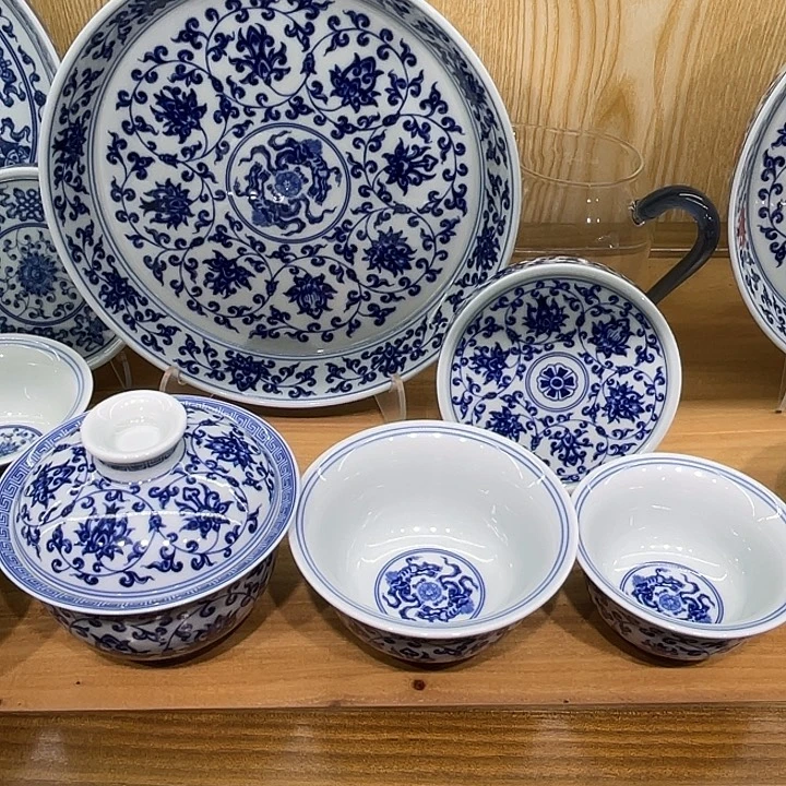 尽***。青花缠枝莲5件套茶具