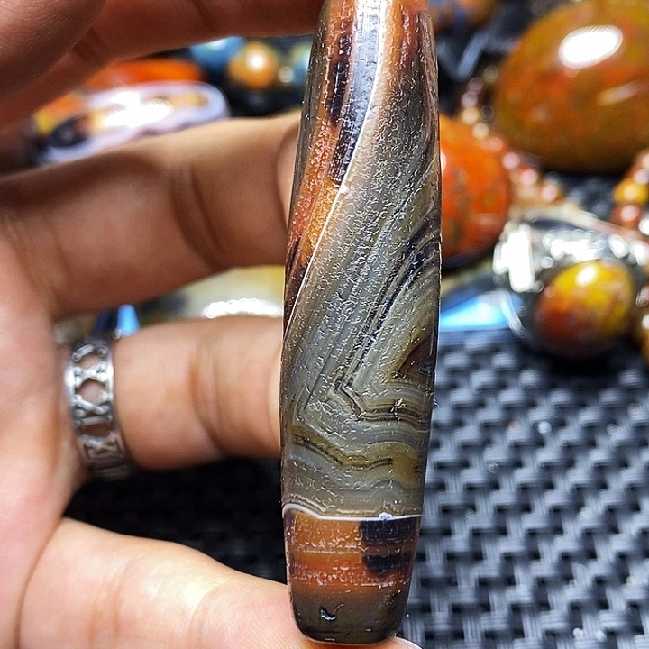 上***）玛瑙/玉髓未镶嵌颈饰