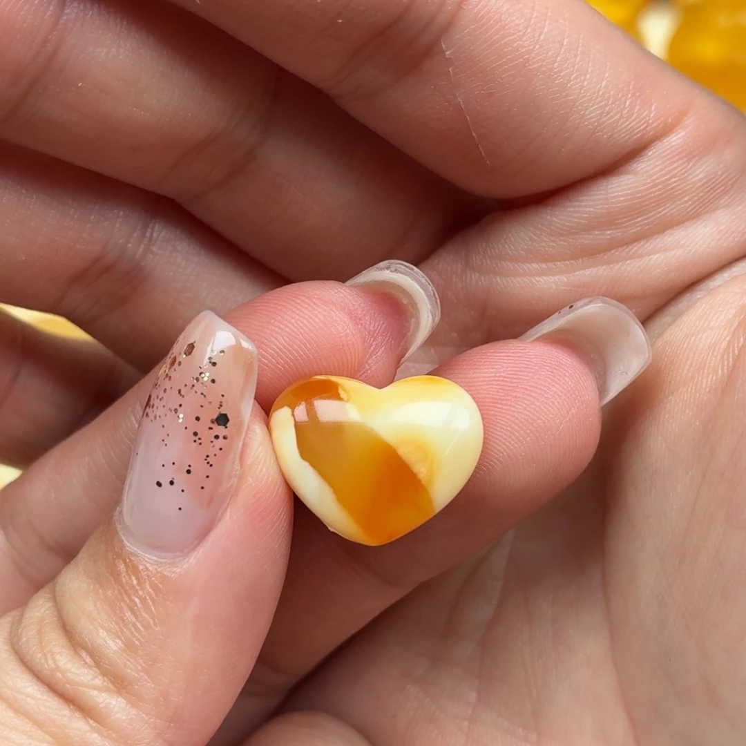 琥珀未镶嵌裸石蜜蜡