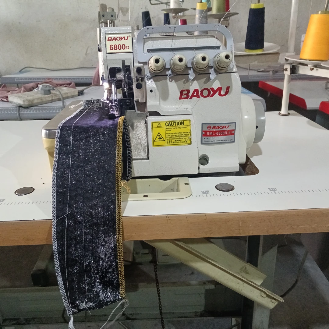 宝宇品牌直驱四线三线拷边机，锁边机，家用电，工业机