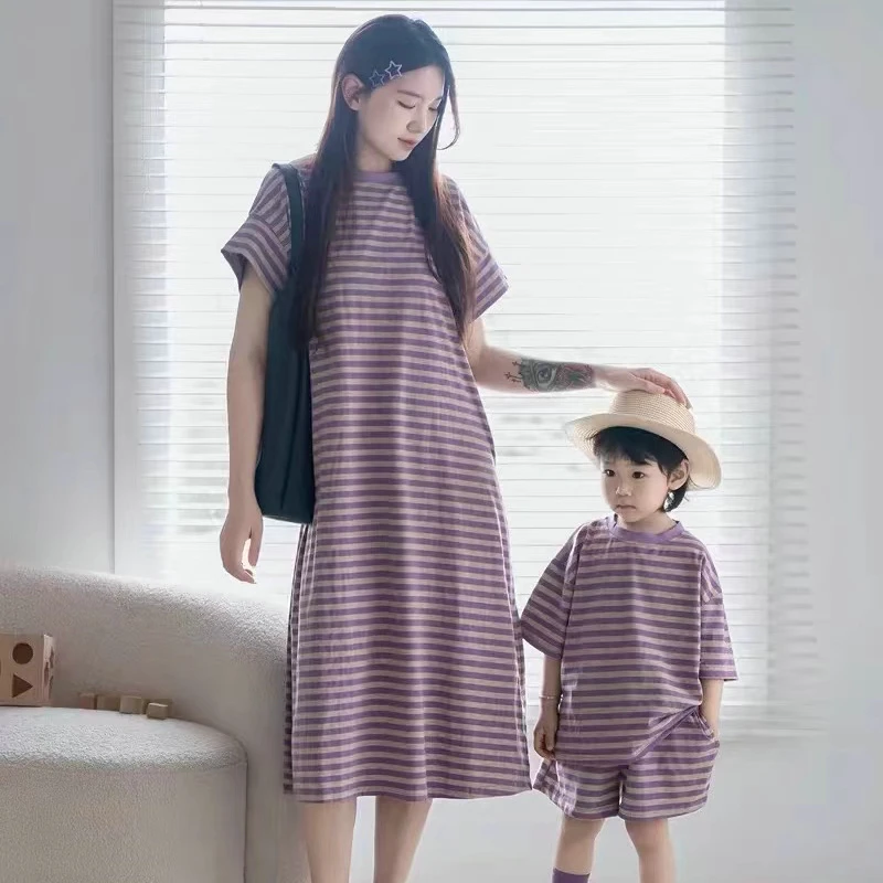 炸街情侣装2025新款韩版大码女连衣裙男t恤五一出游礼物春夏长裙