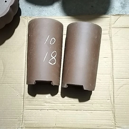 紫砂小笔筒两个！