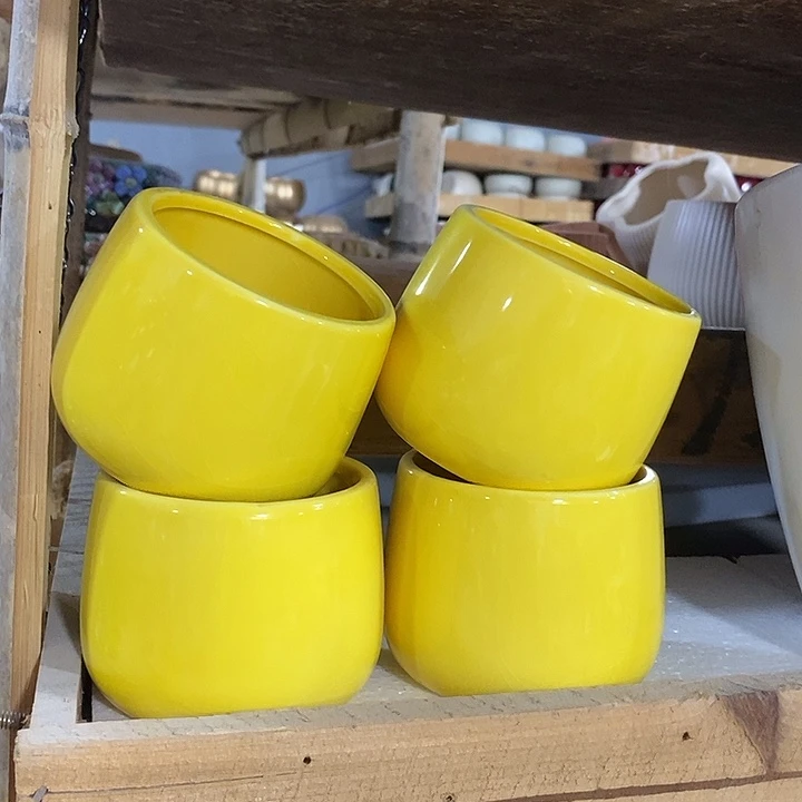 陶瓷花盆有孔 瑕疵介意勿拍