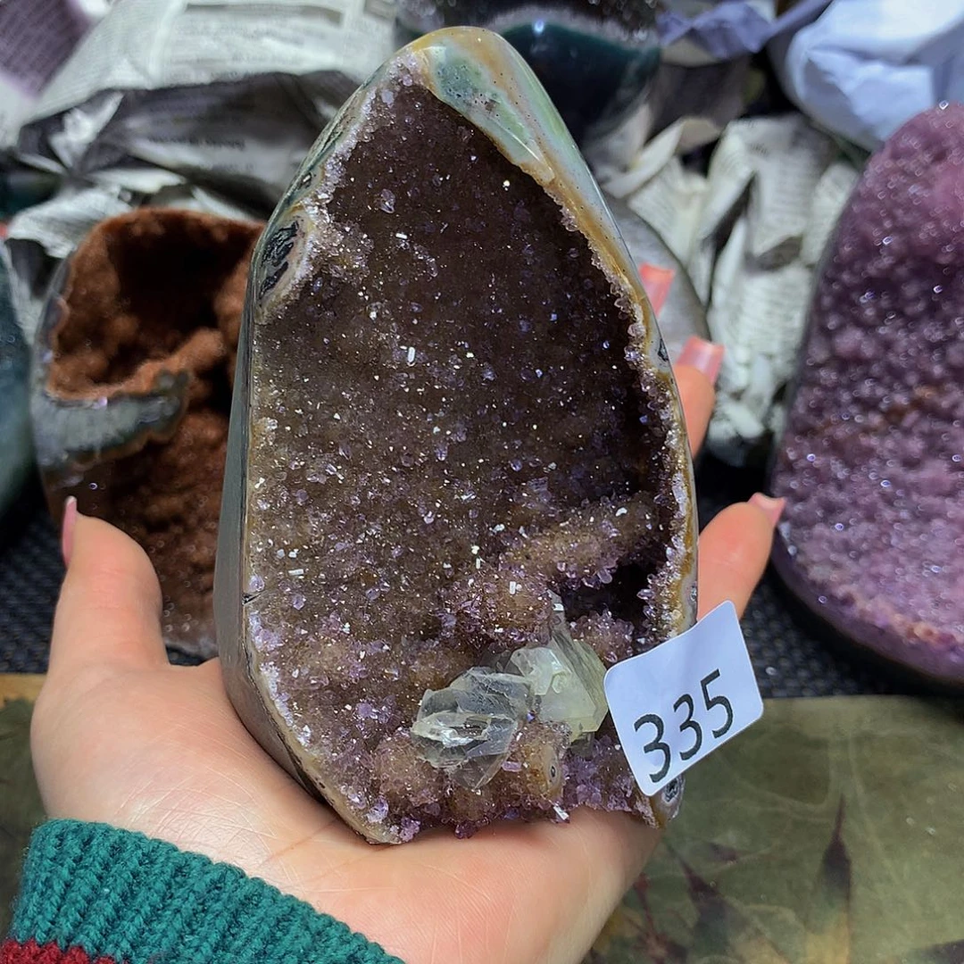 紫晶大型摆件（非配饰）未镶嵌