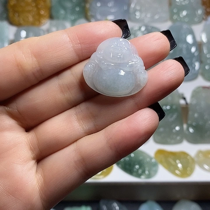 翡翠未镶嵌颈饰佛公