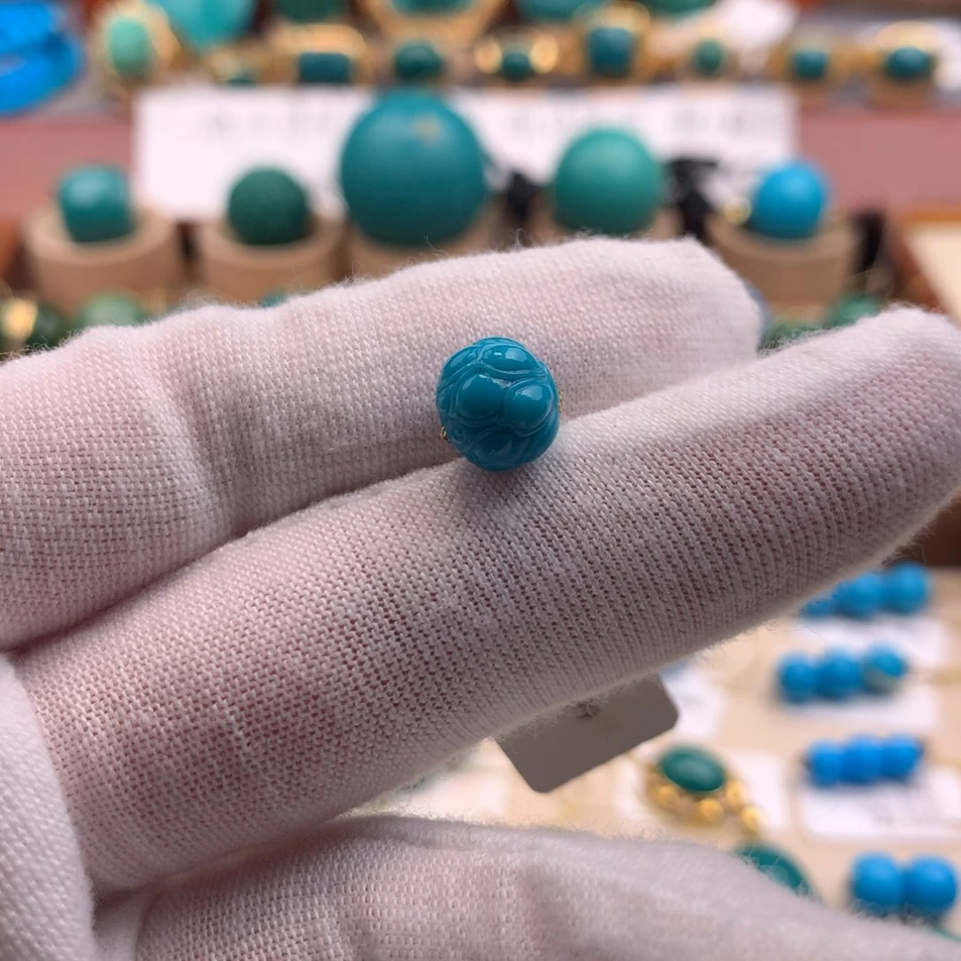 绿松石未镶嵌珠宝奇石8.7m