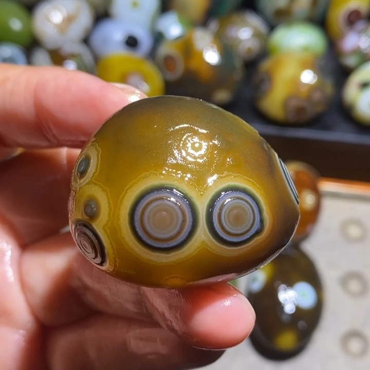 未镶嵌玛瑙/玉髓珠宝半成品127