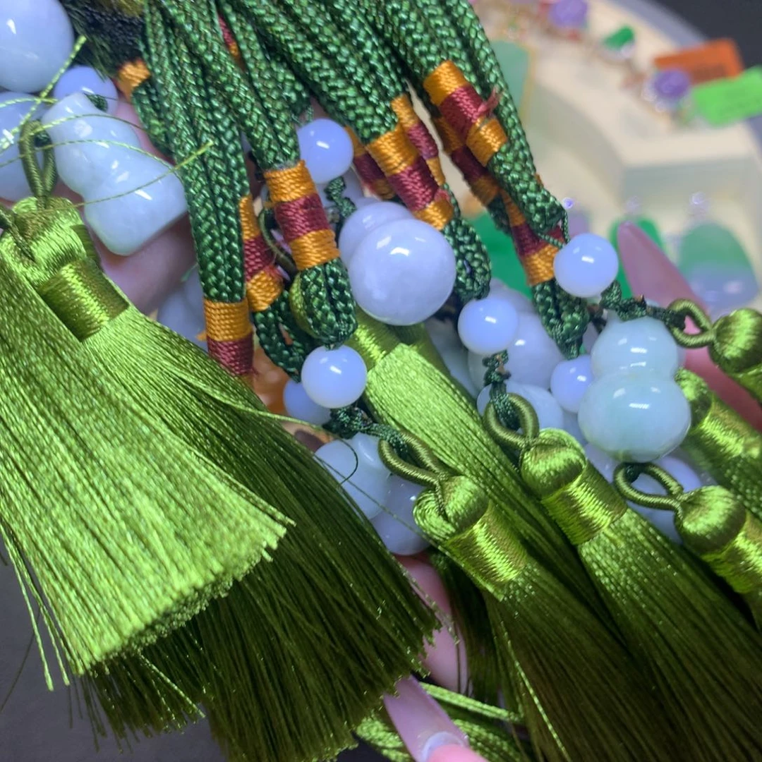 翡翠18K金镶嵌颈饰天然