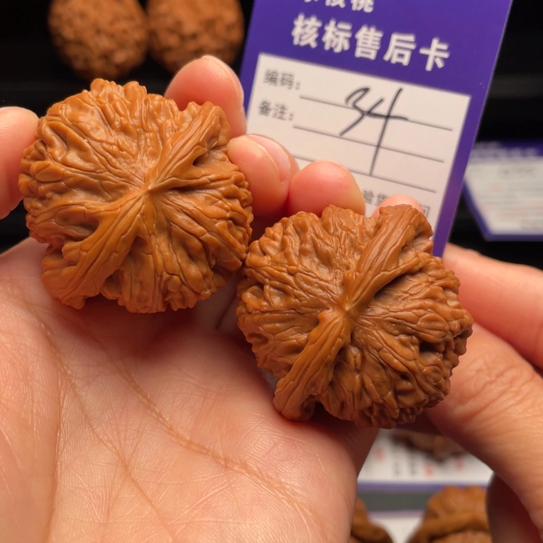 文玩核桃把件白狮子41尺