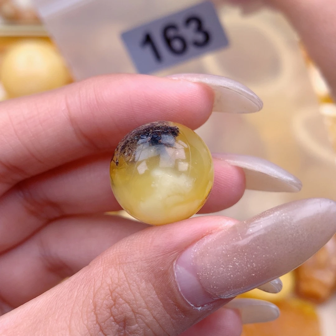 琥珀未镶嵌珠宝奇石18